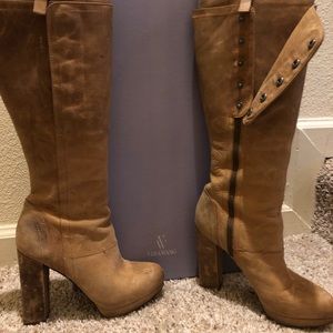 VERA WANG LEATHER HIGH HEEL BOOTS